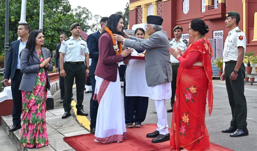 पारा ओलम्पिक्समा काँस्य जितेकी पलेशालाई राष्ट्रपति पौडेलको सम्मान