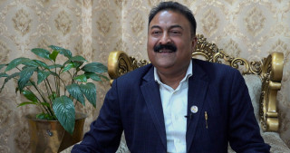 कर्मचारी खटाउने विषयमा मन्त्री र सचिवबीच विवाद, छैन् १ महिनादेखि बोलचाल