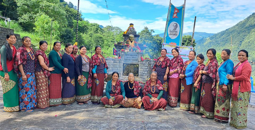 harka gurung1.jpg