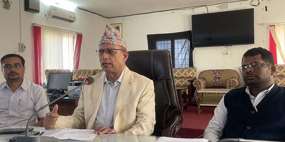 कोशीका पूर्वमन्त्री अधिकारी पक्राउ