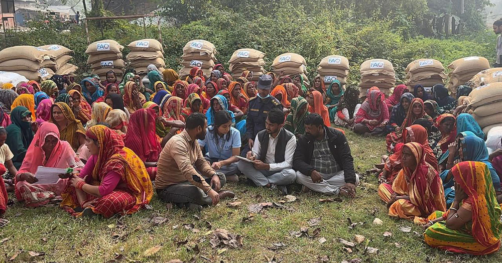 छिन्नमस्ताका महिला किसानलाई दाल र गहुँको विउ वितरण
