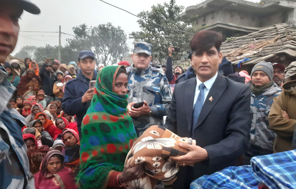 kambal bitaran.jpg