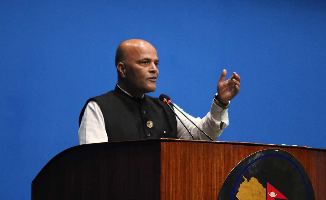 अमरेश कुमार सिंहले  नेपाललाई लिजमा अर्को देशलाई दिऊँ भनेपछि प्रतिनिधिसभा बैठकमा लफडा