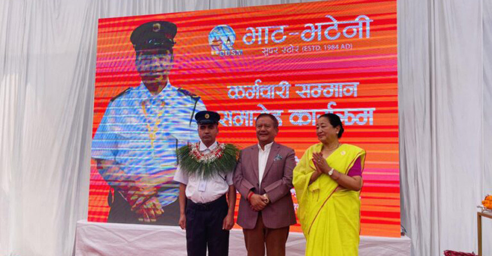 सुरेशको परिवारलाई ५ लाख र सविनको परिवारलाई ३ लाख दिने मीनबहादुरको घोषणा