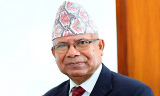 पतञ्जलि जग्गा हिनामिना प्रकरणः विशेष अदालतमा हाजिर हुँदै माधवकुमार नेपाल