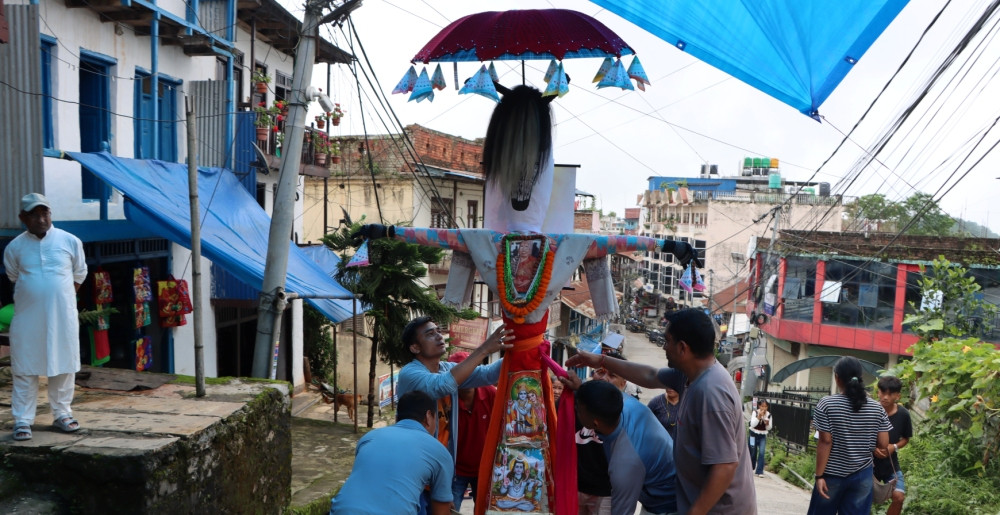 Gaijatra 1.JPG