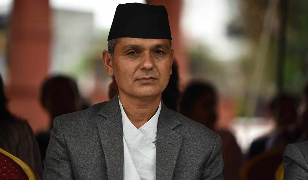 ' नेताहरू भाग्न खोज्दै छन्’ : गृहमन्त्री अर्याल