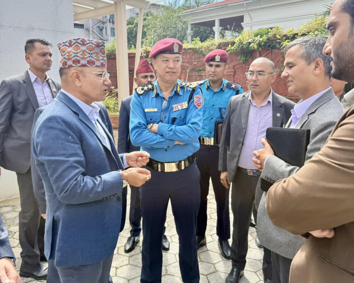 राजनीतिक प्रभावमा रोकिएका मुद्दा अघि बढाउन गृहमन्त्री अर्यालको निर्देशन