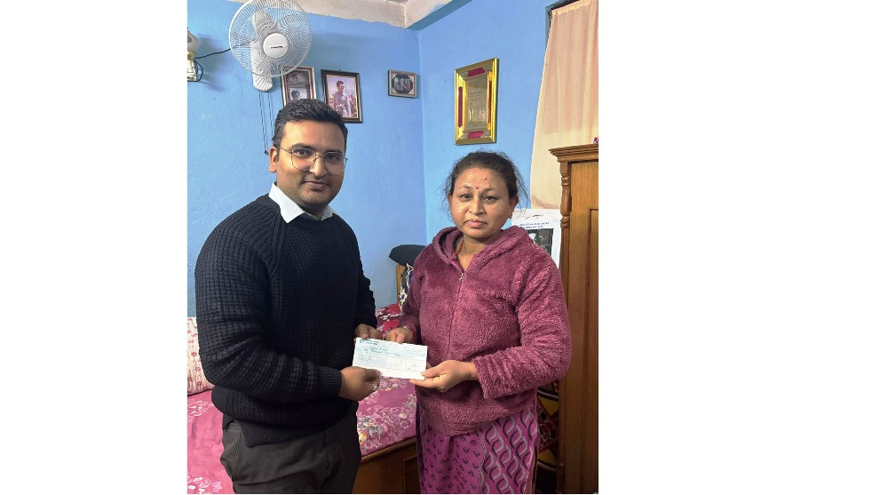 टाटा गुरु सुभाष शर्माको उपचारमा सिप्रदीको सहायता