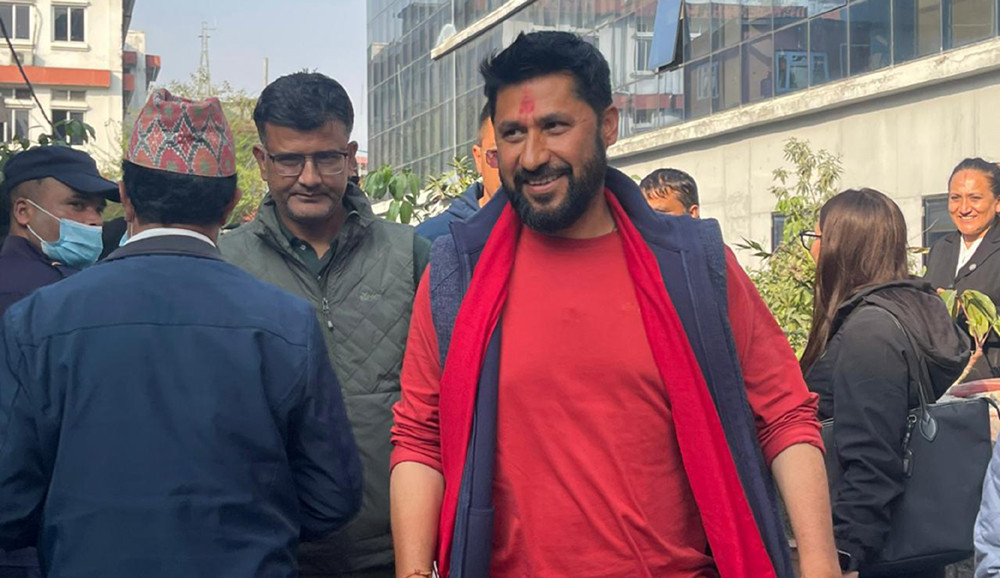 रवि लामिछानेको अभियोगपत्र फिर्ताविरुद्धको रिट पूर्ण इजलासमा पेस गर्न आदेश