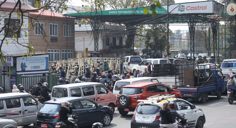 petrol pump4.jpg