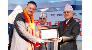 व्यक्तिगततर्फ सबैभन्दा बढी कर तिर्ने शाही नै बिचौलीया भट्टका साझेदार, पैसा नै नतिरी पाउँथे शेयर