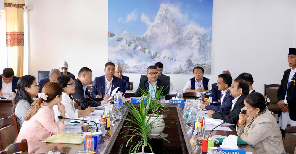 राष्ट्र बैंकको व्यवस्थापन समितिको बैठक महिनामा कम्तीमा दुई पटक बस्नुपर्ने,साउन १ गते नै मौद्रिक नीति